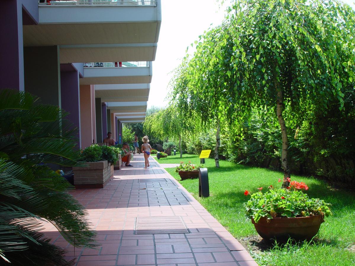 Residence Mediterraneo San Benedetto del Tronto Exterior foto